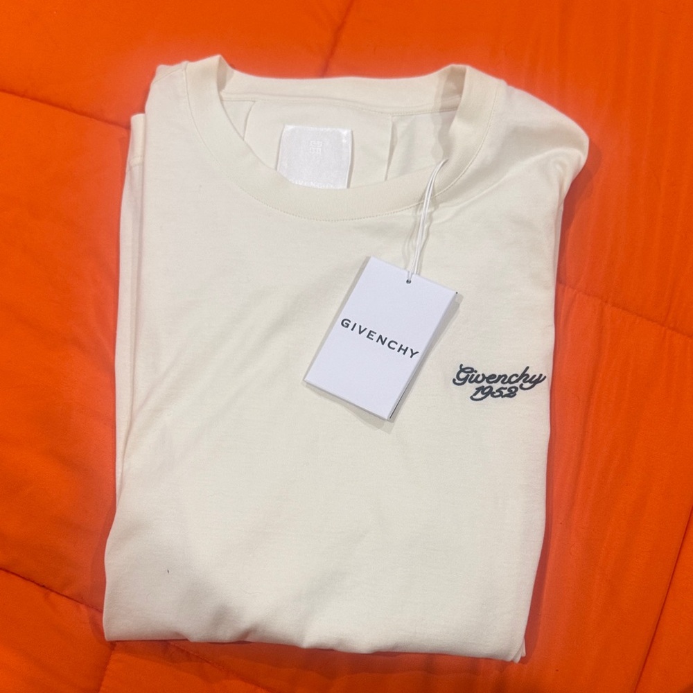 Givenchy Men's Off-White Tee